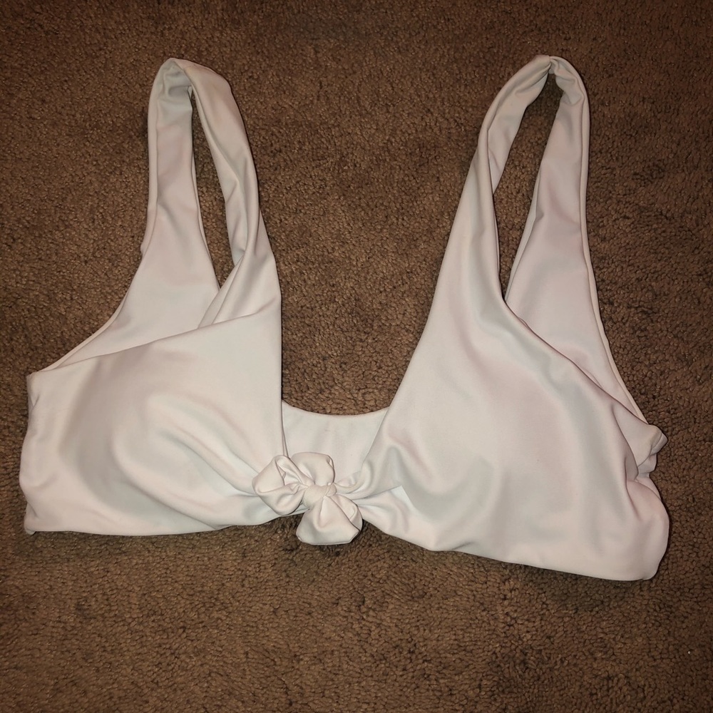 White ajustable tie bikini top